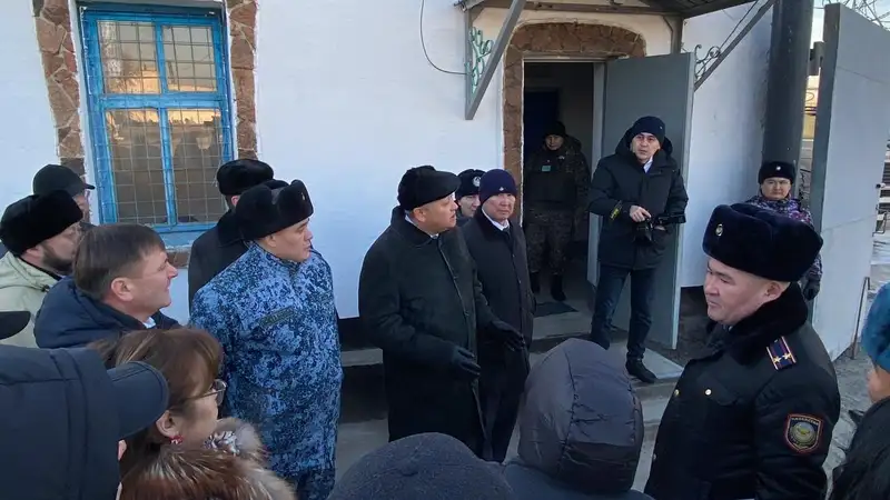 Мәжіліс депутаттары, Астана, түрме