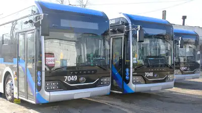 Алматыда бағыттарға тағы 17 жаңа троллейбус қосылды