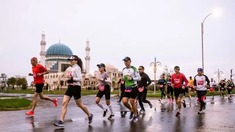 Жолдар Түркістанда тоғысады: 29 қазанда Turkistan Marathon осымен екінші рет өтеді, сурет - Zakon.kz жаңалық 12.10.2023 12:19