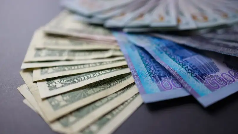 Доллар, юань, рубль, сурет - Zakon.kz жаңалық 02.06.2022 16:49