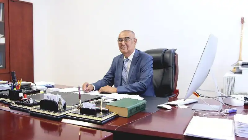 Satbayev University-дің Металлургия және байыту институтының бас директоры, сурет - Zakon.kz жаңалық 31.05.2022 13:17