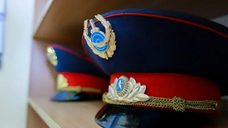 Алматы ПД, полицей өлімі, қызметтік қару