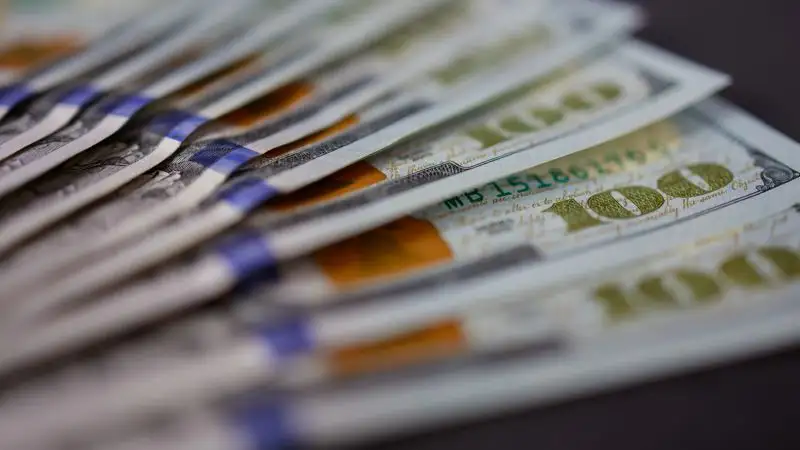 Айырбастау пунктеріндегі 4 қарашадағы валюта бағамы