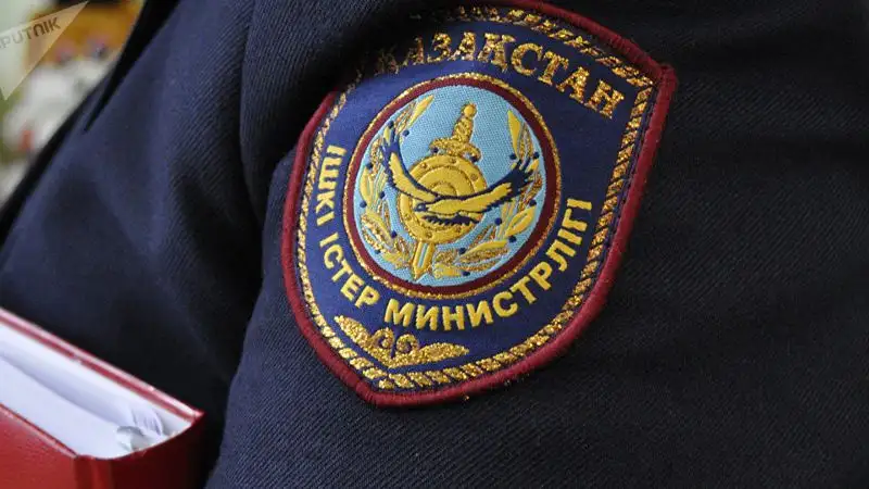 Алматы, есіркті, полиция қызметкері