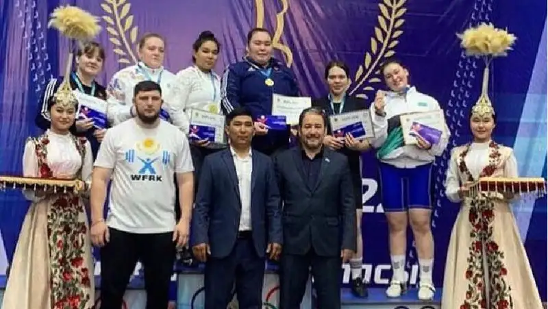 Қазақстан, чемпионат, ауыр атлетика, үш дүркін чемпион