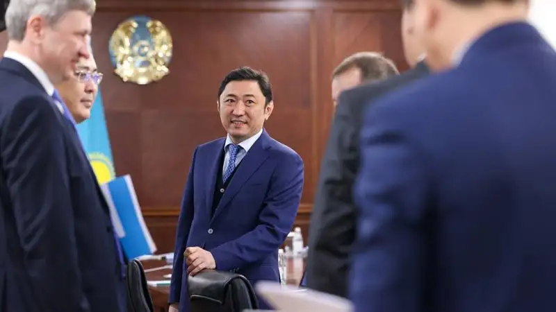 Болат Ақшолақов Қазақстан Республикасы Президентінің кеңесшісі лауазымына тағайындалды
