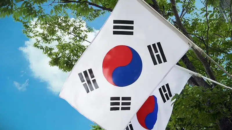 Оңтүстік Корея, алаяқтық, жалған құжат
