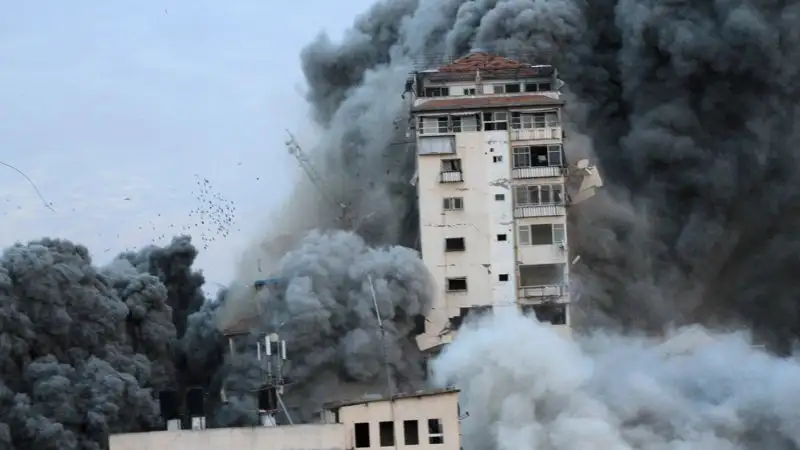 Израиль әскері бір айда Газа секторындағы 14 мың нысанаға соққы берді