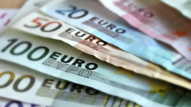 Евро қымбаттады, валюта бағамы анықталды, сурет - Zakon.kz жаңалық 15.12.2022 11:30