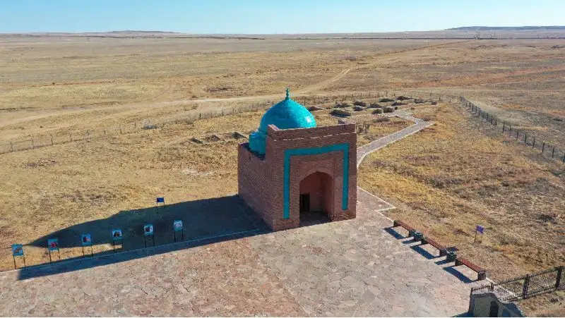 Президент «Жошы хан» тарихи-мәдени кешеніне барды