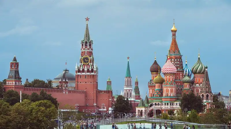 Тоқаев Үлкен Кремль залына келді, сурет - Zakon.kz жаңалық 25.05.2023 15:35
