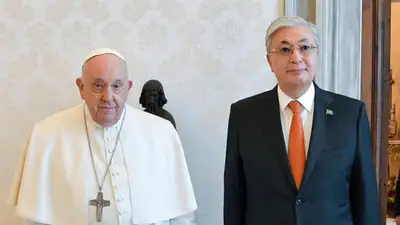 Тоқаев Ватиканда Рим папасы Францискпен кездесті