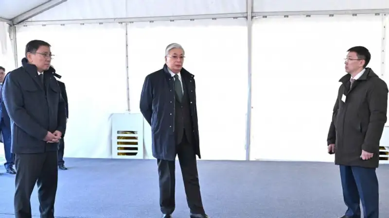 Мемлекет басшысы Алматы қаласындағы сумен қамту нысандарының құрылысымен танысты, сурет - Zakon.kz жаңалық 25.01.2024 14:36