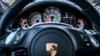 Porsche, Астана, тротуар, видео , сурет - Zakon.kz жаңалық 20.03.2024 21:39