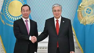 Президент Қасым-Жомарт Тоқаев Саха Республикасының басшысын қабылдады