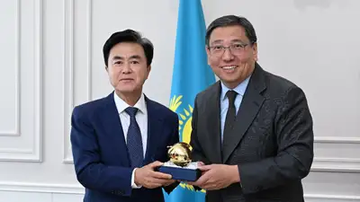 Алматы әкімі Чунчоннам-до провинциясының губернаторымен кездесті