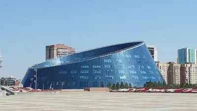 Астанадағы университетке Күләш Байсейітованың есімі беріледі
