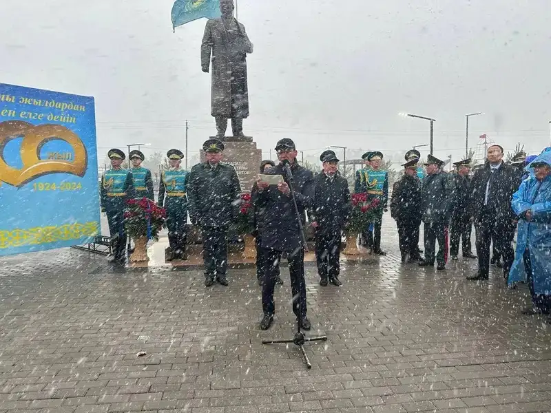 Жазға бір апта қалды: Ақмола облысындағы Ақкөл ауылында қар жауды, сурет - Zakon.kz жаңалық 25.05.2024 11:03