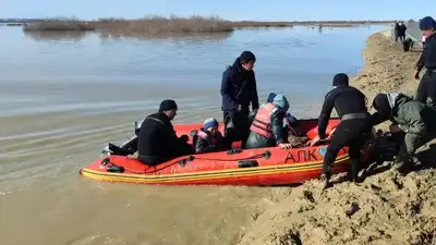 Қазақстандағы су тасқыны: Бозымбаев зардап шеккендер үшін негізгі қауіптерді атады