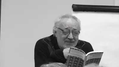 Қазақтың белгілі ақыны Бақыт Кенжеев 74 жасында дүниеден өтті