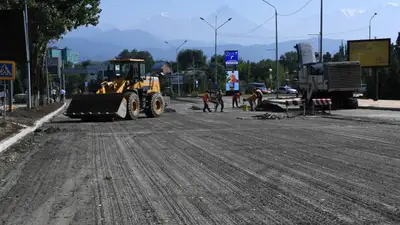 Алматыда жөндеуге байланысты Жандосов көшесінің учаскесі біраз уақытқа жабылады, сурет - Zakon.kz жаңалық 02.08.2024 16:26