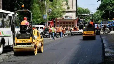 Алматы қалалық ПД Жергілікті полиция қызметі Басқармасы, жол жұмыстарына байланысты Рысқұлов даңғылы бойымен шығыс бағытта Күдерин көшесінен Бөкейханов көшесіне дейін көлік қозғалысына уақытша шектеу қойылғанын хабарлайды.  