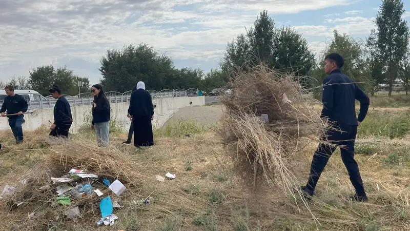 Мемлекет басшысы Қасым-Жомарт Тоқаевтың бастамасымен биылғы жылдың сәуір айынан "Таза Қазақстан" республикалық экологиялық акция басталған болатын., сурет - Zakon.kz жаңалық 05.09.2024 12:08