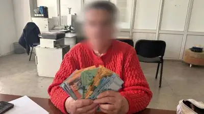 Оралда зейнеткердің 2 млн теңгесін жымқырған күдікті ұсталды