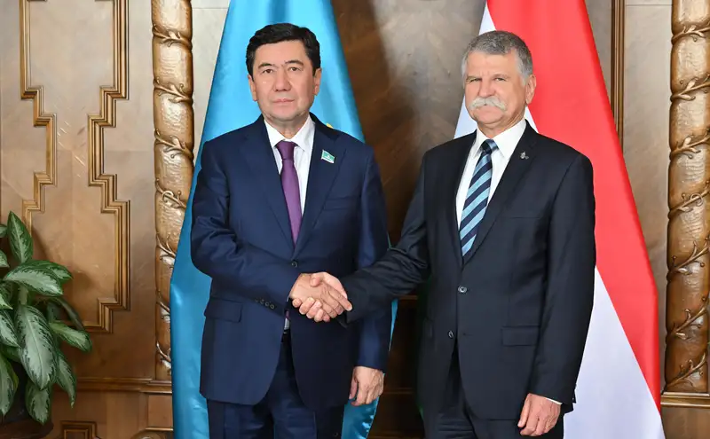 Қазақстан мен Венгрия парламенттерінің басшылары екіжақты ынтымақтастық мәселелерін талқылады