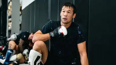 UFC Шавкат Рахмоновты аралас жекпе жек әлеміндегі құбылыс деп атады, сурет - Zakon.kz жаңалық 27.11.2024 11:38