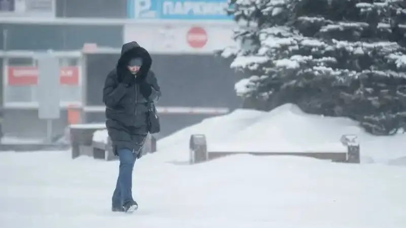 "Күн аяздап, көктайғақ болады". Еліміздің 16 өңірінде дауылды ескерту жарияланды