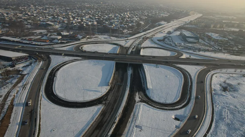 2025 жылы Алматыда қай жолайырықтар мен көшелер салынып бітетіні белгілі болды