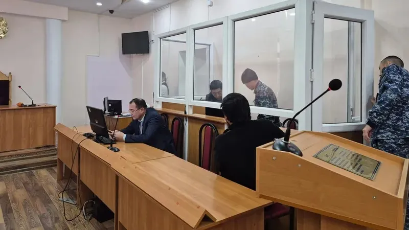 Үш адамның өлімі: жол апатына кінәлі ретінде танылған айыпталушы ақталды, сурет - Zakon.kz жаңалық 16.01.2025 16:23
