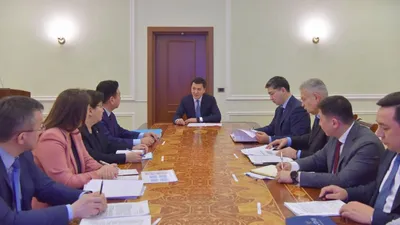 Мемлекеттік кеңесші балалардың қауіпсіздігін қамтамасыз ету мәселелеріне арналған жиын өткізді, сурет - Zakon.kz жаңалық 05.02.2025 16:01