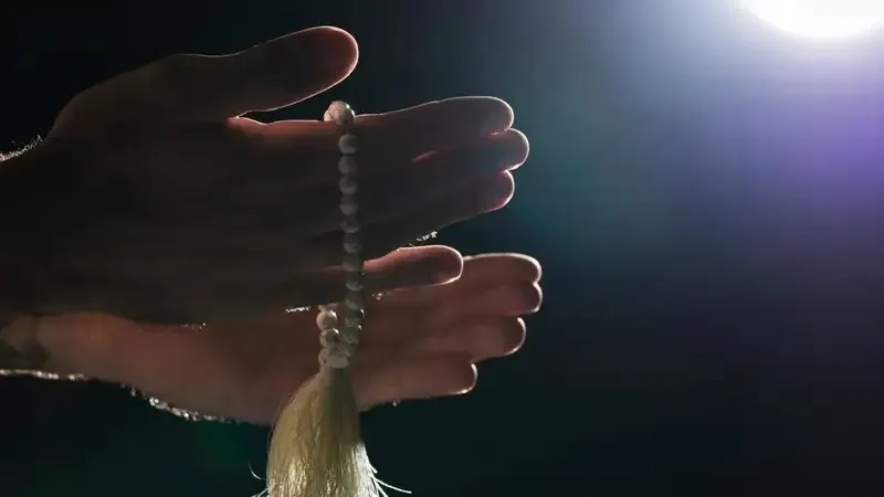 Турфирмалар арқылы ұмра мен қажылыққа бару кезінде қалай алаяқтықтың алдын алуға болады