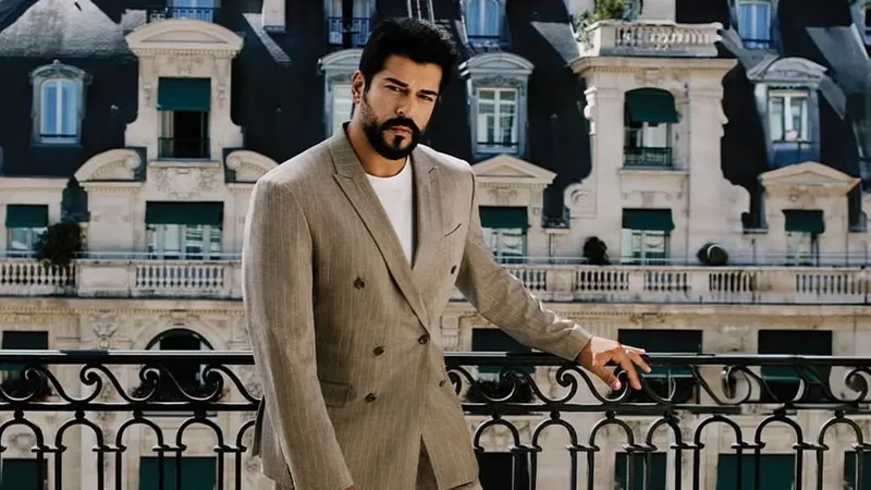 Түрік актері Бурак Өзчевит Наурыз мерекесін Алматыда тойламақ