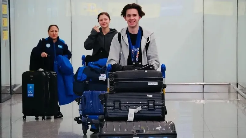 Шайдоров пен Самоделкина ірі халықаралық жарыстардан кейін елге оралды