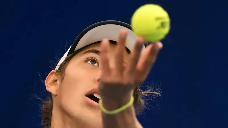 17 жастағы Әмір Омарханов Тунисте өтіп жатқан турнирдің 1/8 финалына шықты