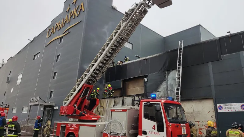 Астанада "Сарыарқа" сауда орталығында өрт шықты