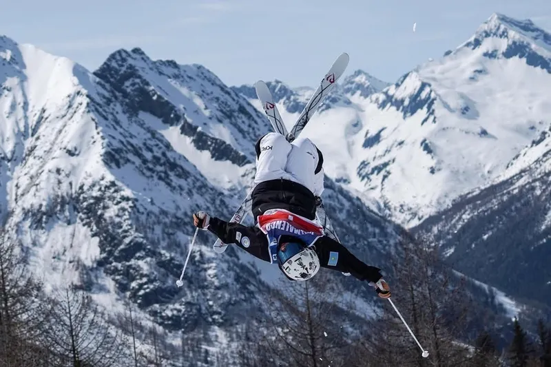 Анастасия Городко фристайл-могулдан Алматыдағы Әлем кубогы кезеңінде 6-орын алды