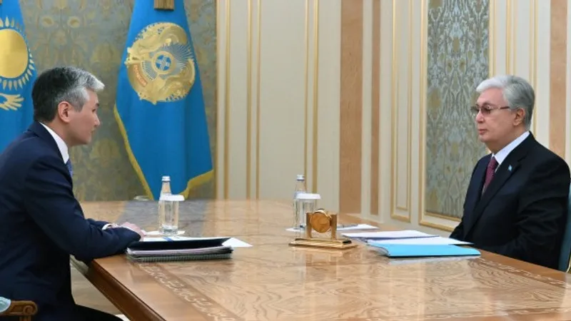 Дастан Рыспеков президенке қаза тапқан шахтерлердің отбасыларына қандай көмек көрсетіліп жатқанын айтты