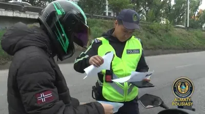 Алматыда мопед жүргізушілеріне бақылау күшейді, сурет - Zakon.kz жаңалық 22.04.2025 18:31