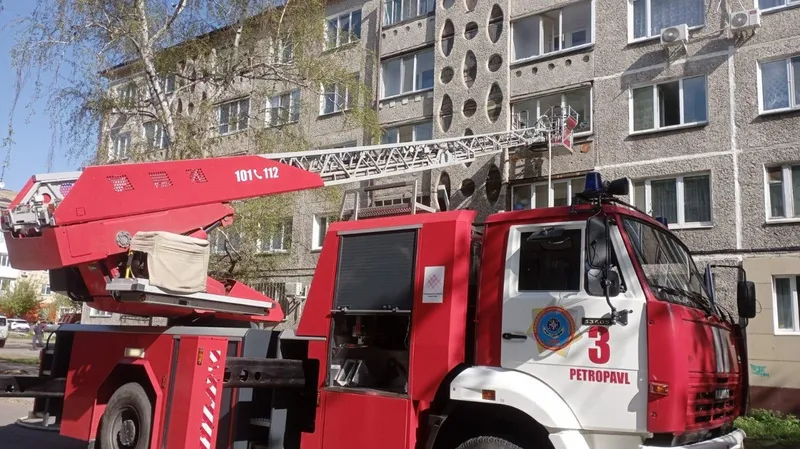 Петропавлдағы өрт кезінде екі адам құтқарылып, сегіз адам эвакуацияланды