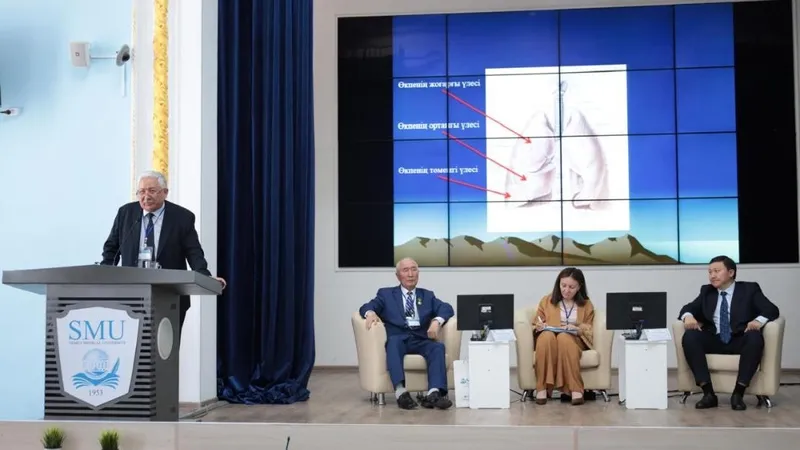 Конференция, Семей, ғалымдар, қазақ тілі, медициналық терминдер, сөздік , сурет - Zakon.kz жаңалық 11.05.2025 11:55