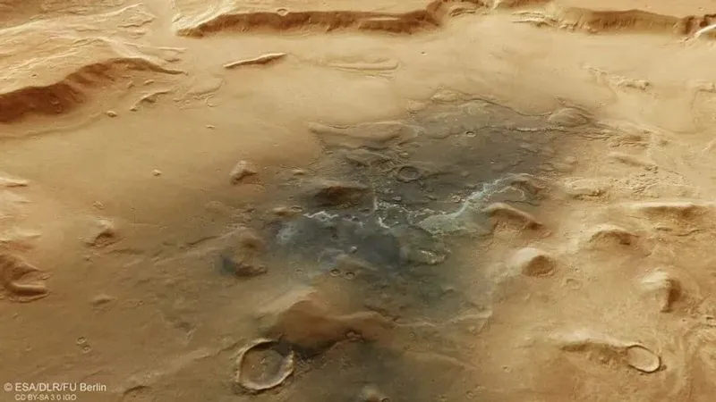 Ғарыш кемесі Марстағы ең үлкен шұңғымалардың бірін көрсетті