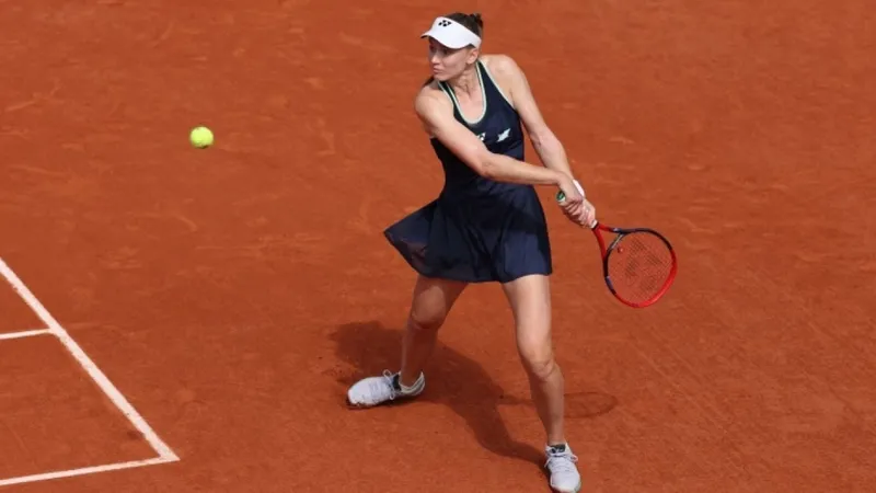 Елена Рыбакина "Ролан Гаррос" турнирінің үшінші айналымына шықты