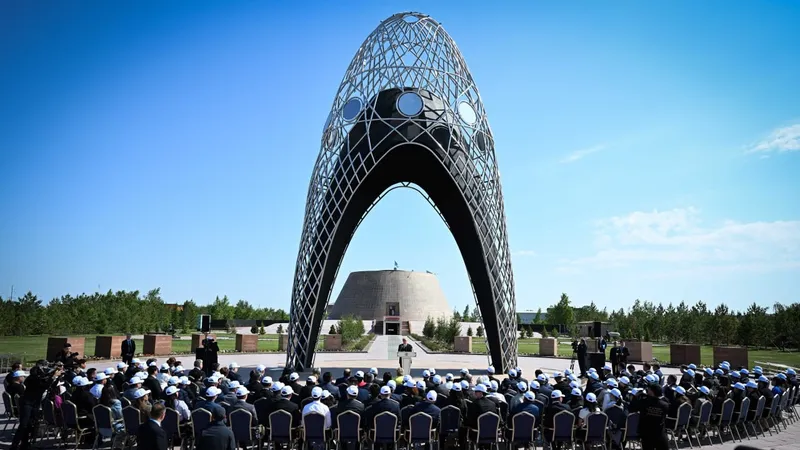 Тоқаев: Тарихқа деген көзқарас саяси ахуалдың ықпалында кетпеуге тиіс