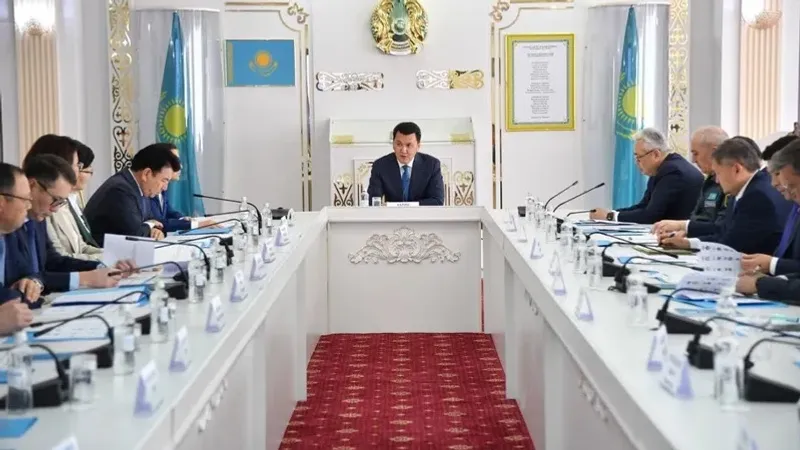 Ерлан Қарин: Ведомстволық наградалар оңтайландырылып, жүйелендіріледі