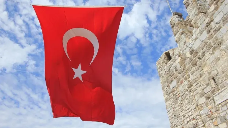 Түркиядағы жер сілкінісінің соңы тасқын суға айналды