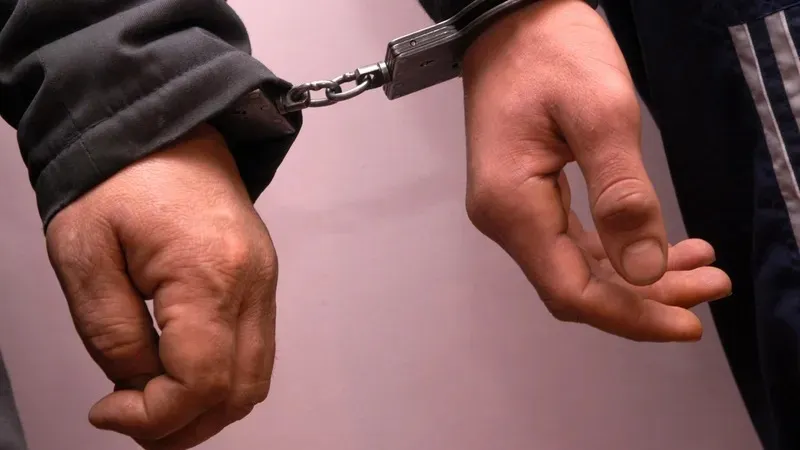 Алматы облысында қоғамдық бірлестік жетекшісі алаяқтық жасады деген күдікпен ұсталды